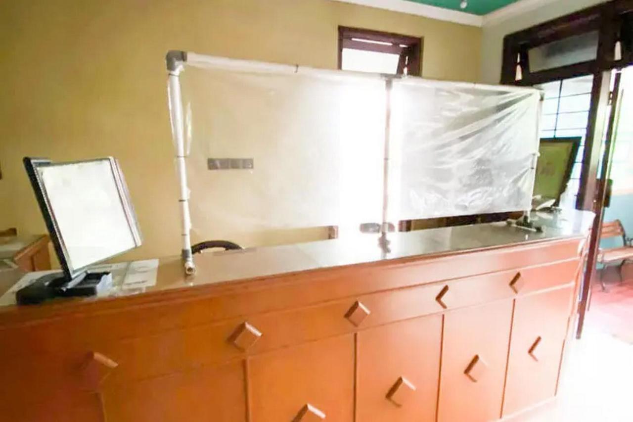 Hotel Shabine Rungkut Mitra Reddoorz Surabaja Zewnętrze zdjęcie